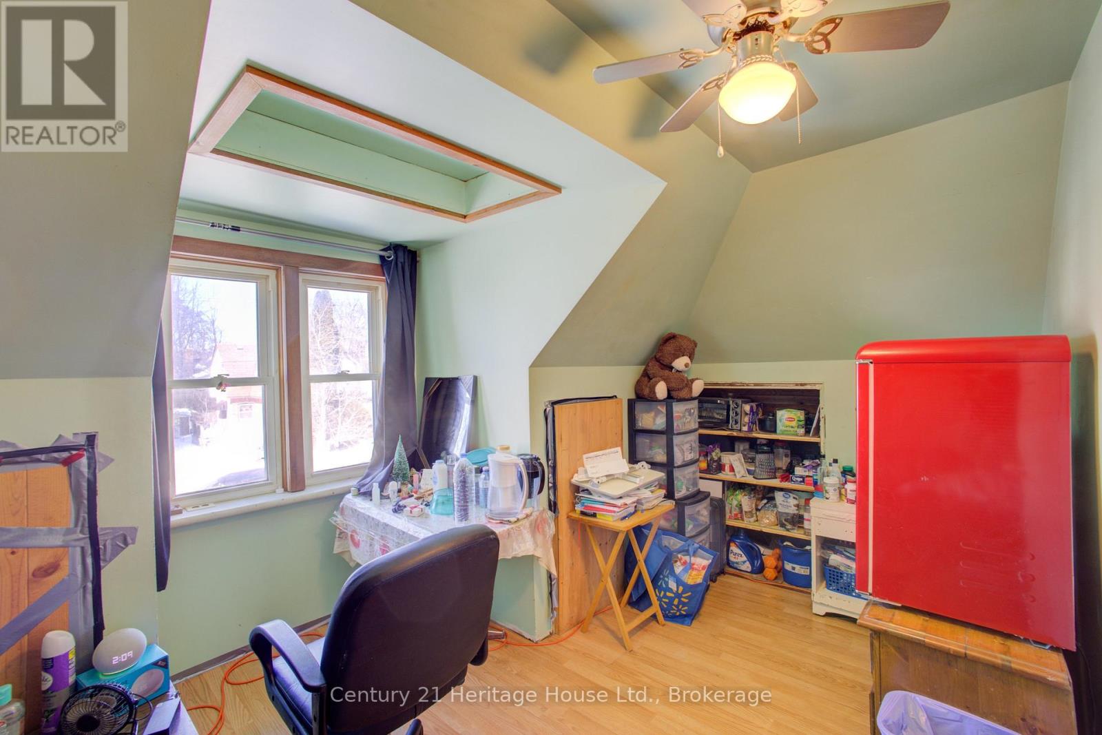 657 7th A Street E, Owen Sound, Ontario  N4K 1K4 - Photo 23 - X12847452