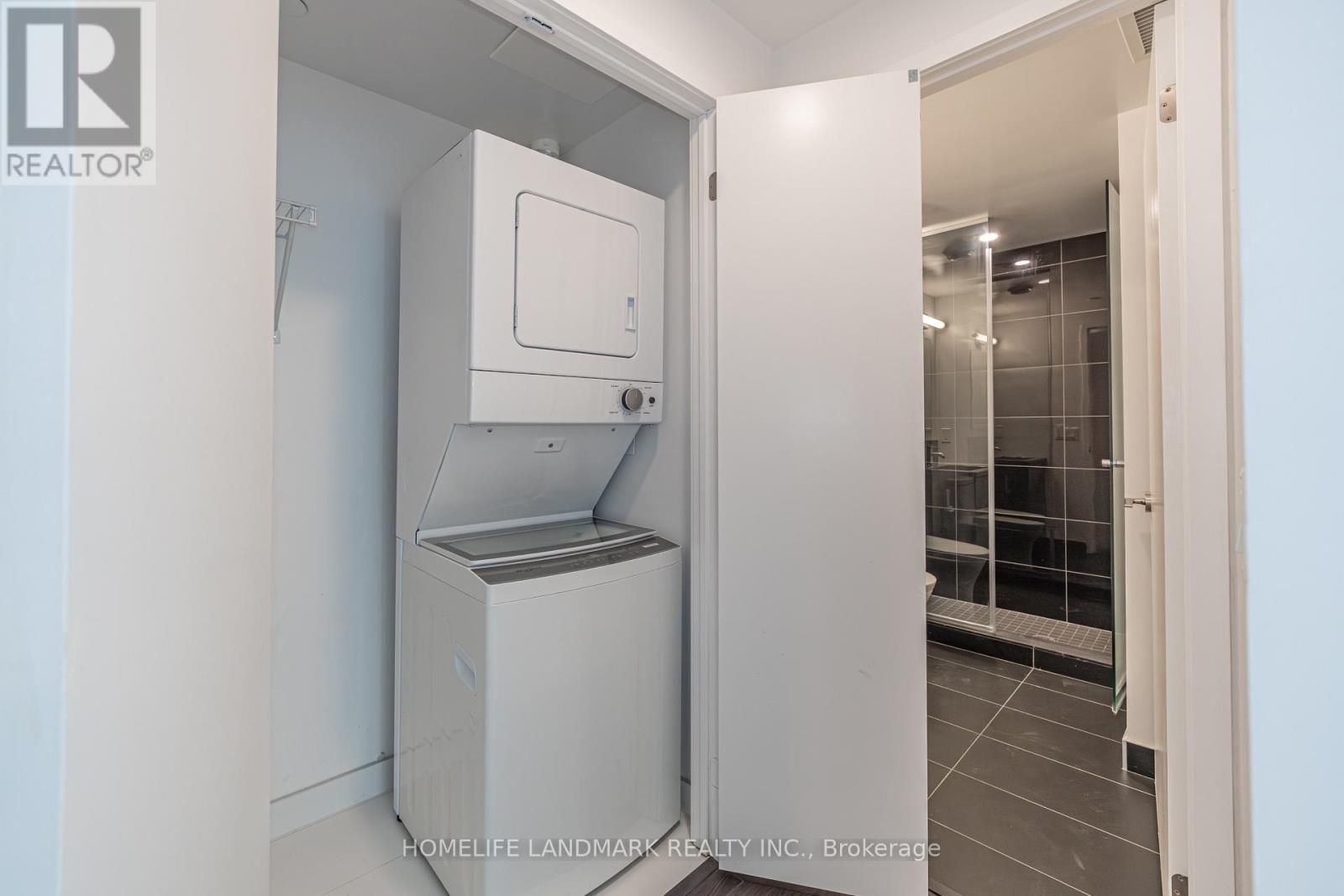 3104 - 238 Simcoe St Street, Toronto, Ontario  M5T 0E2 - Photo 12 - C12847476