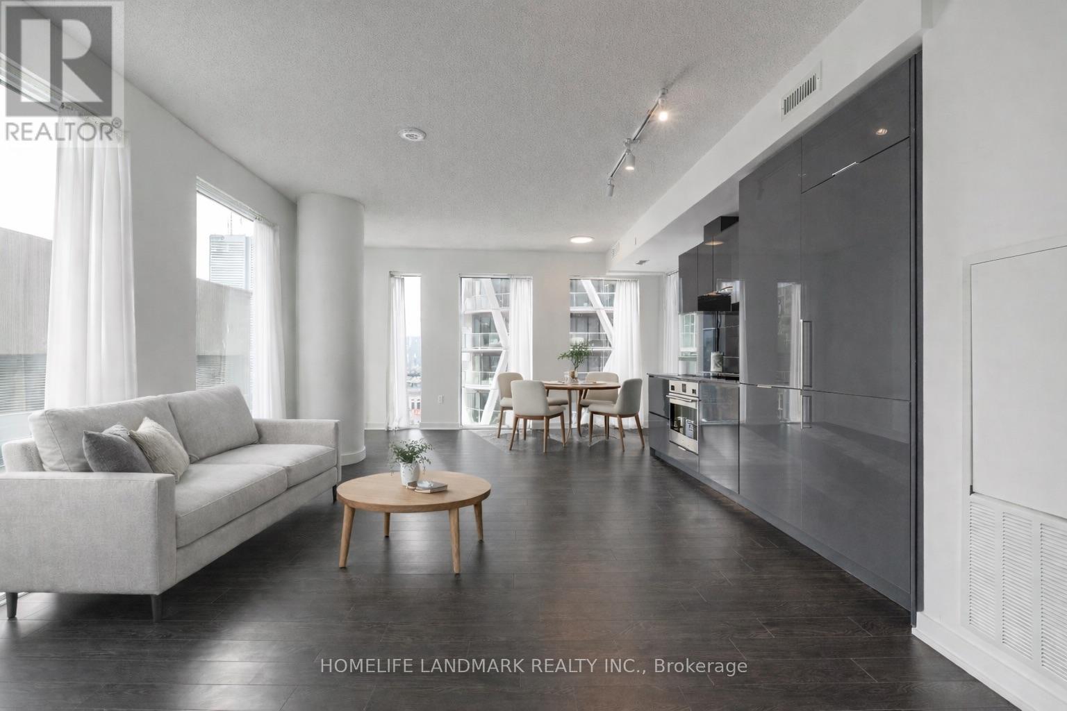 3104 - 238 Simcoe St Street, Toronto, Ontario  M5T 0E2 - Photo 4 - C12847476