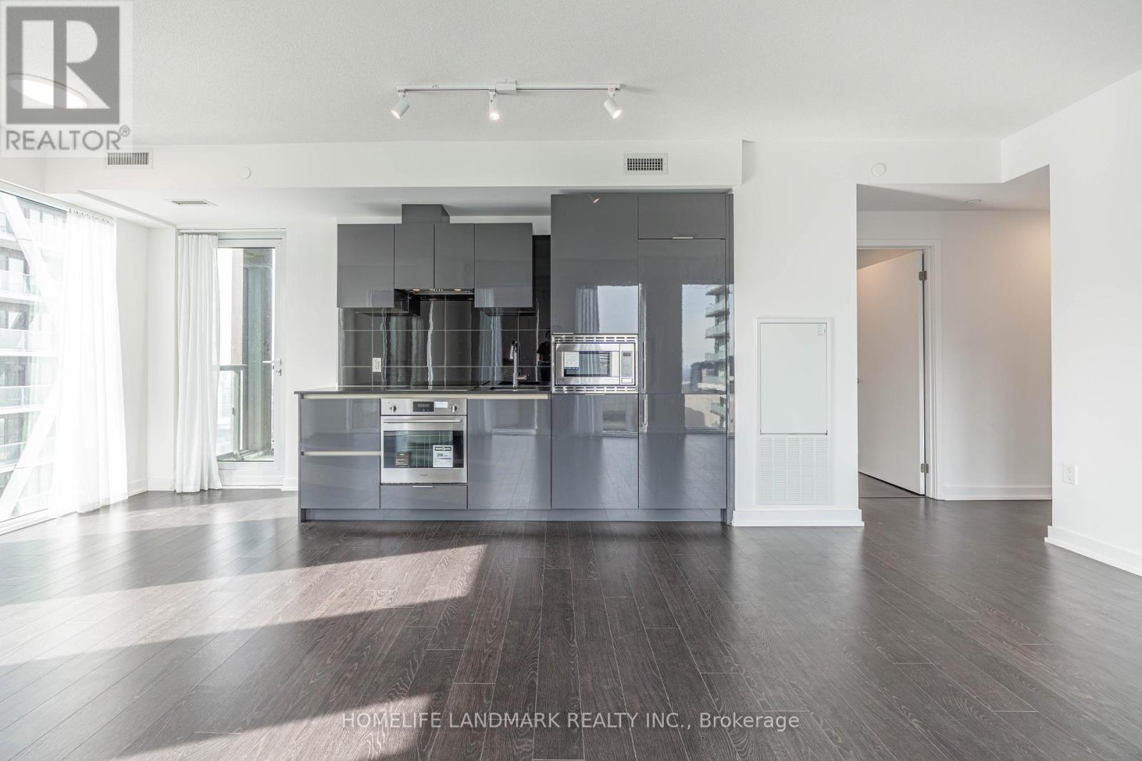 3104 - 238 Simcoe St Street, Toronto, Ontario  M5T 0E2 - Photo 5 - C12847476