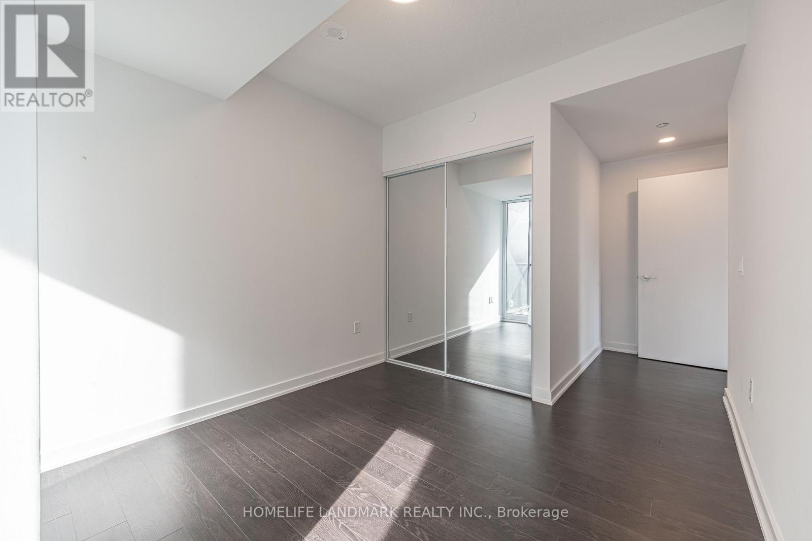 3104 - 238 Simcoe St Street, Toronto, Ontario  M5T 0E2 - Photo 8 - C12847476