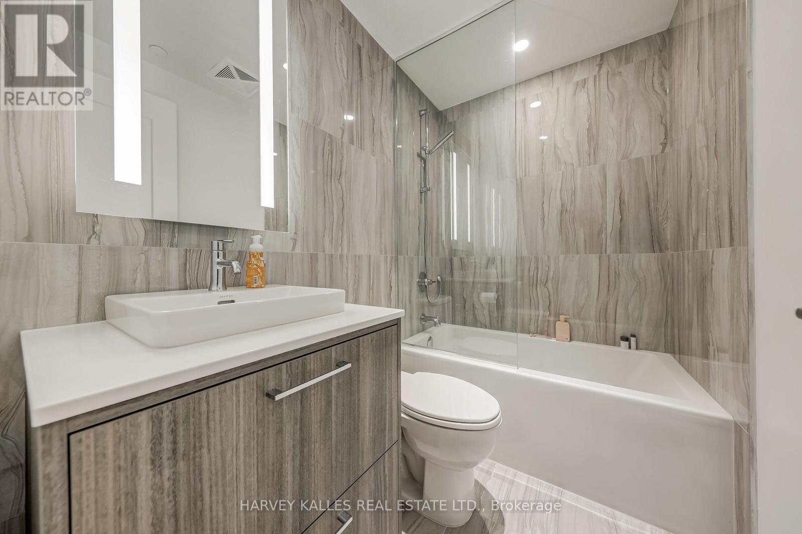 1308 - 480 Front Street W, Toronto, Ontario  M5V 0V5 - Photo 16 - C12847492