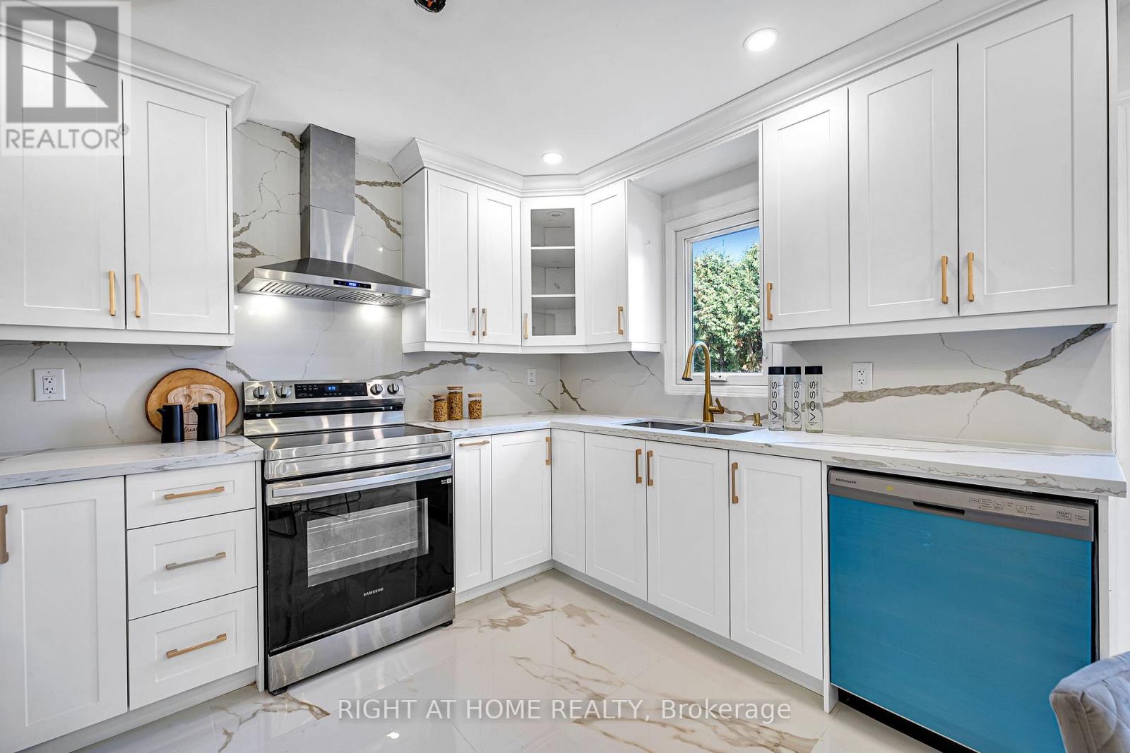 67 Reese Avenue, Ajax, Ontario  L1T 3V8 - Photo 13 - E12847442