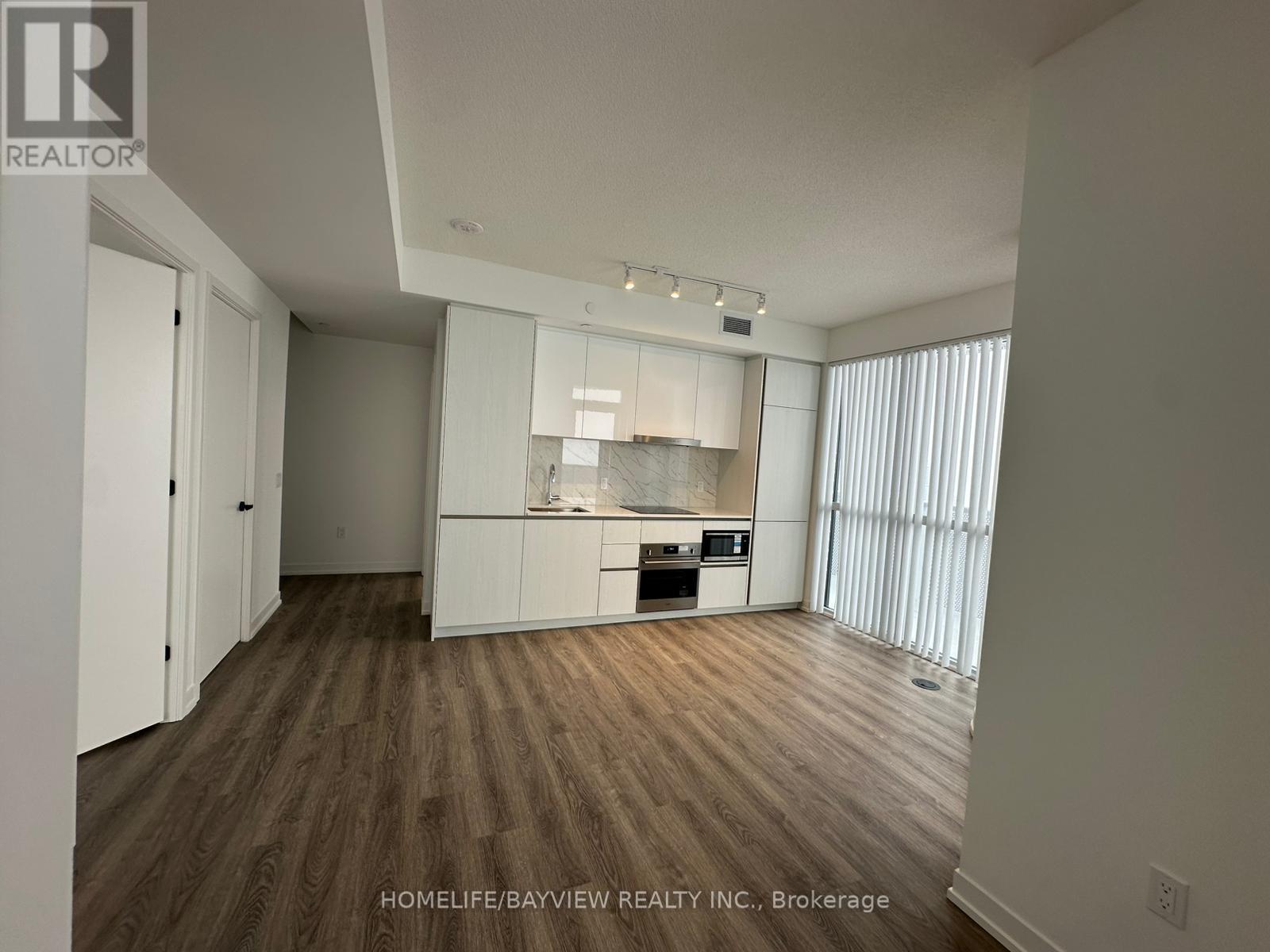 5709 - 8 INTERCHANGE WAY, Vaughan, Ontario