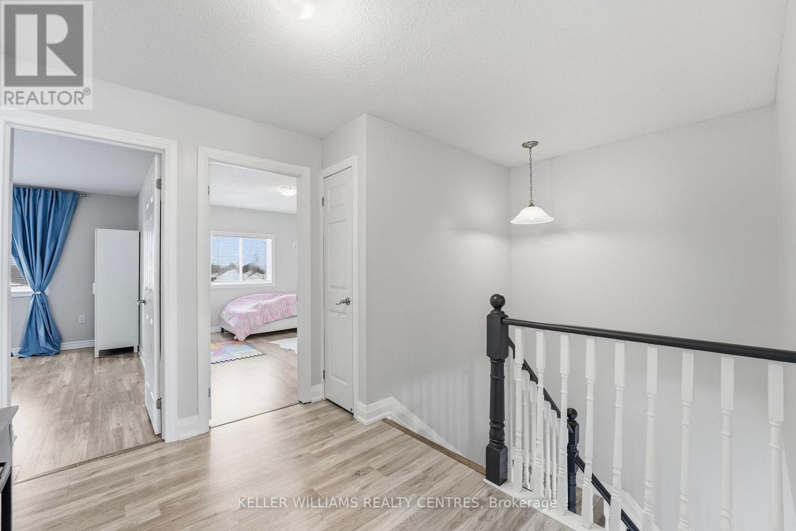 28 Glenhill Drive, Barrie (Painswick South), Ontario  L4N 5X6 - Photo 18 - S12847460