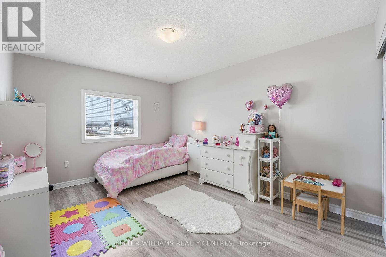 28 Glenhill Drive, Barrie (Painswick South), Ontario  L4N 5X6 - Photo 20 - S12847460