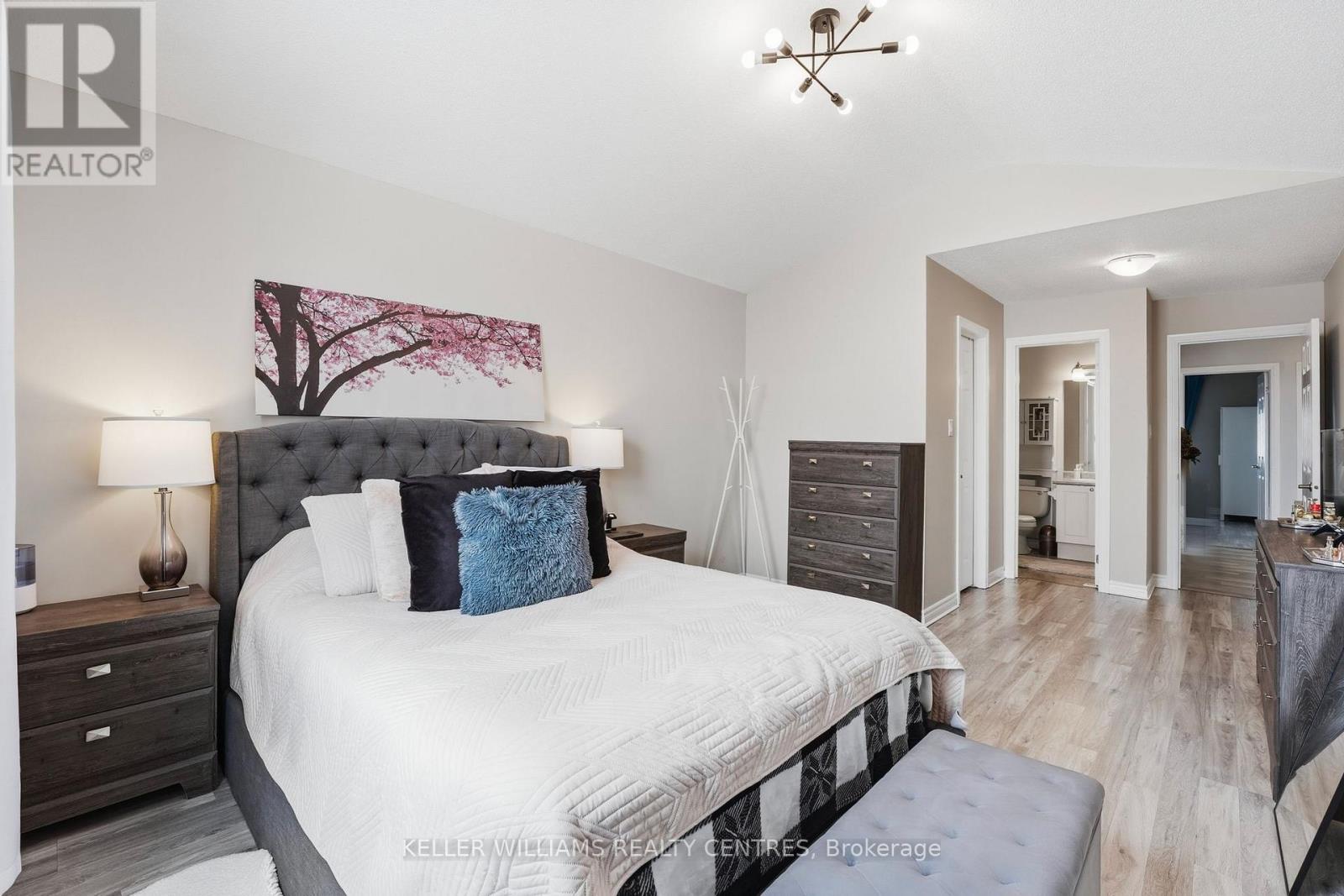 28 Glenhill Drive, Barrie (Painswick South), Ontario  L4N 5X6 - Photo 24 - S12847460