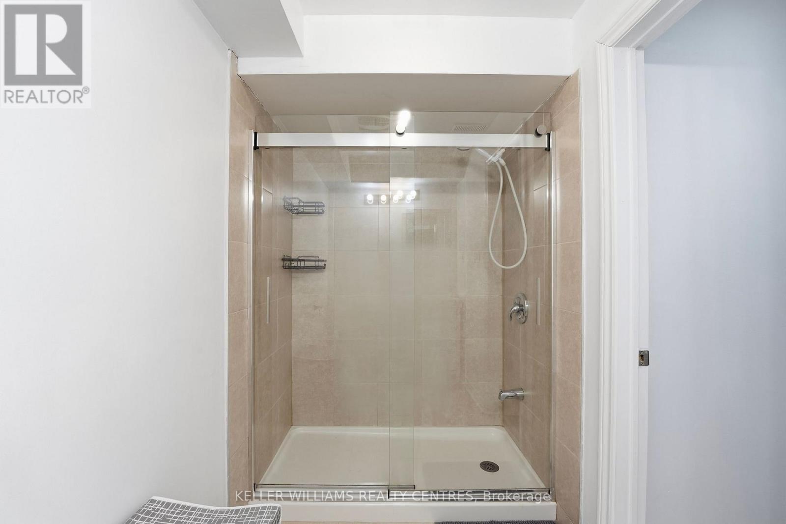 28 Glenhill Drive, Barrie (Painswick South), Ontario  L4N 5X6 - Photo 32 - S12847460