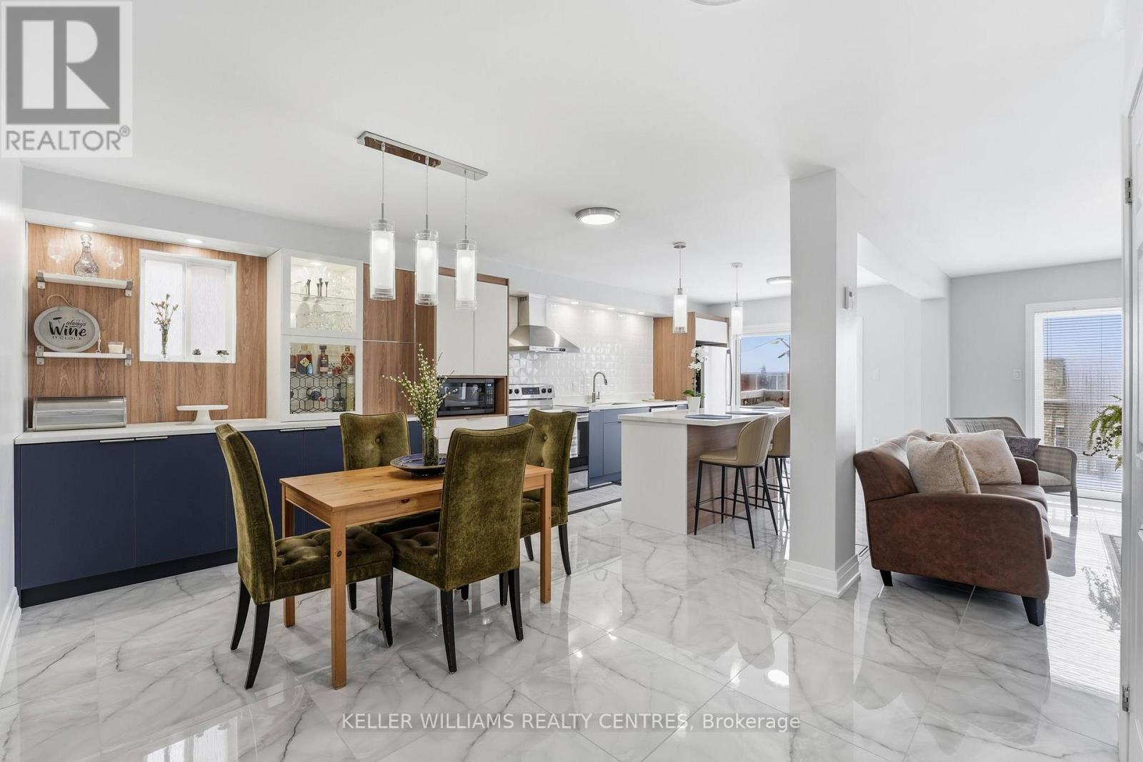 28 Glenhill Drive, Barrie (Painswick South), Ontario  L4N 5X6 - Photo 8 - S12847460