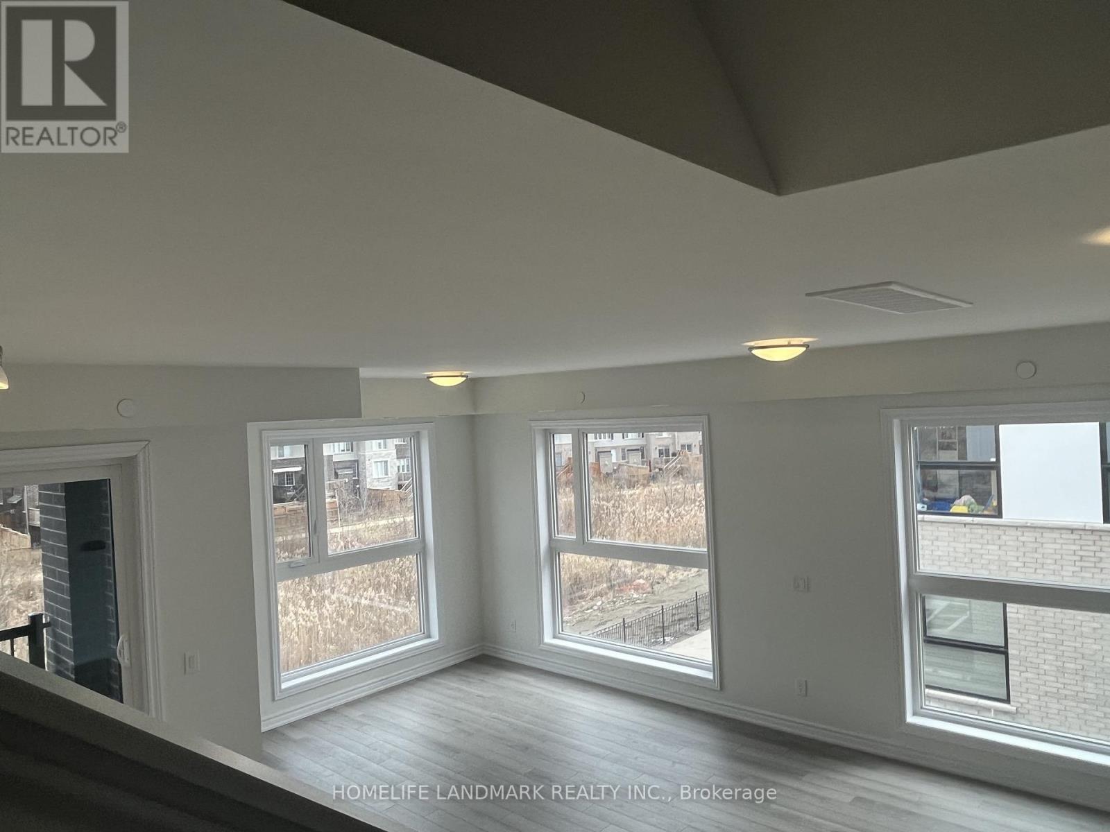 327 - 349 Wheat Boom Drive, Oakville, Ontario  L6H 7X5 - Photo 17 - W12847436