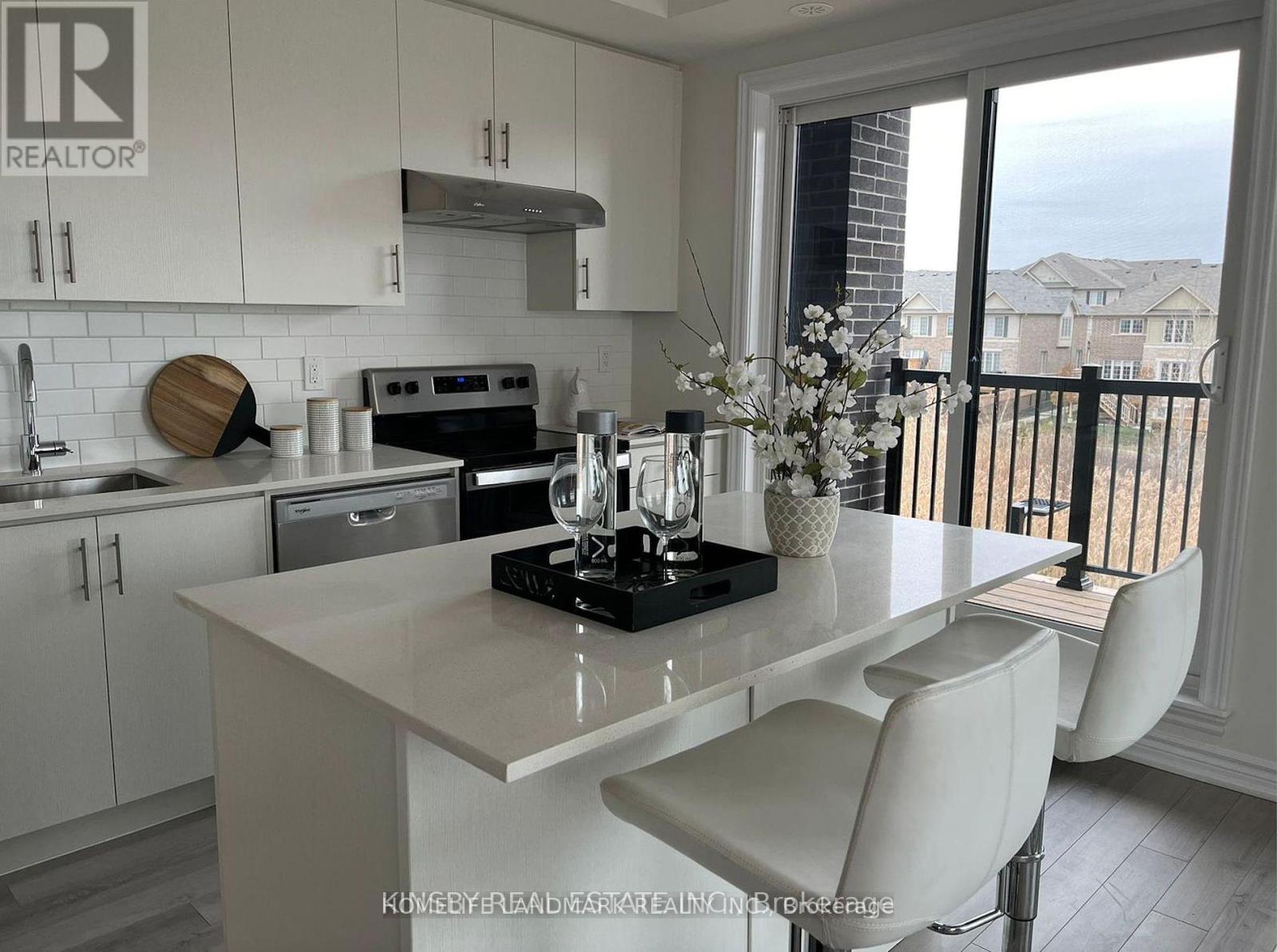 327 - 349 Wheat Boom Drive, Oakville, Ontario  L6H 7X5 - Photo 7 - W12847436