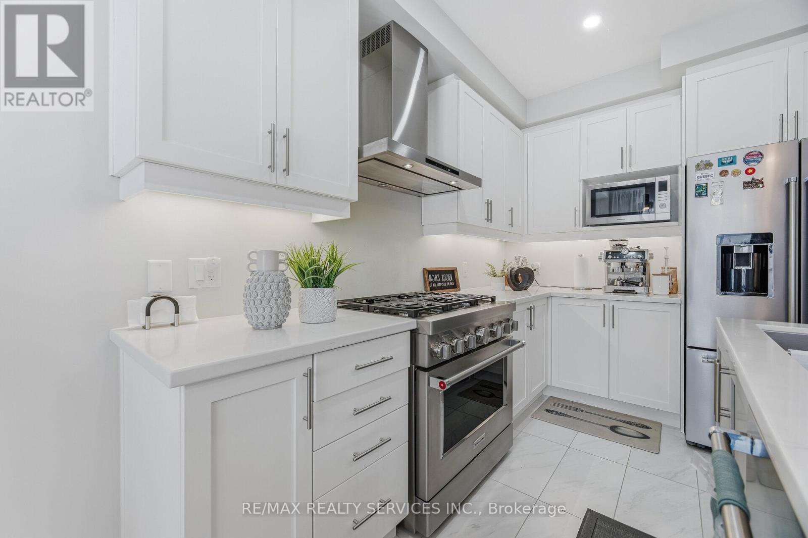 356 Clockwork Drive, Brampton (Northwest Brampton), Ontario  L7A 5C5 - Photo 14 - W12847478