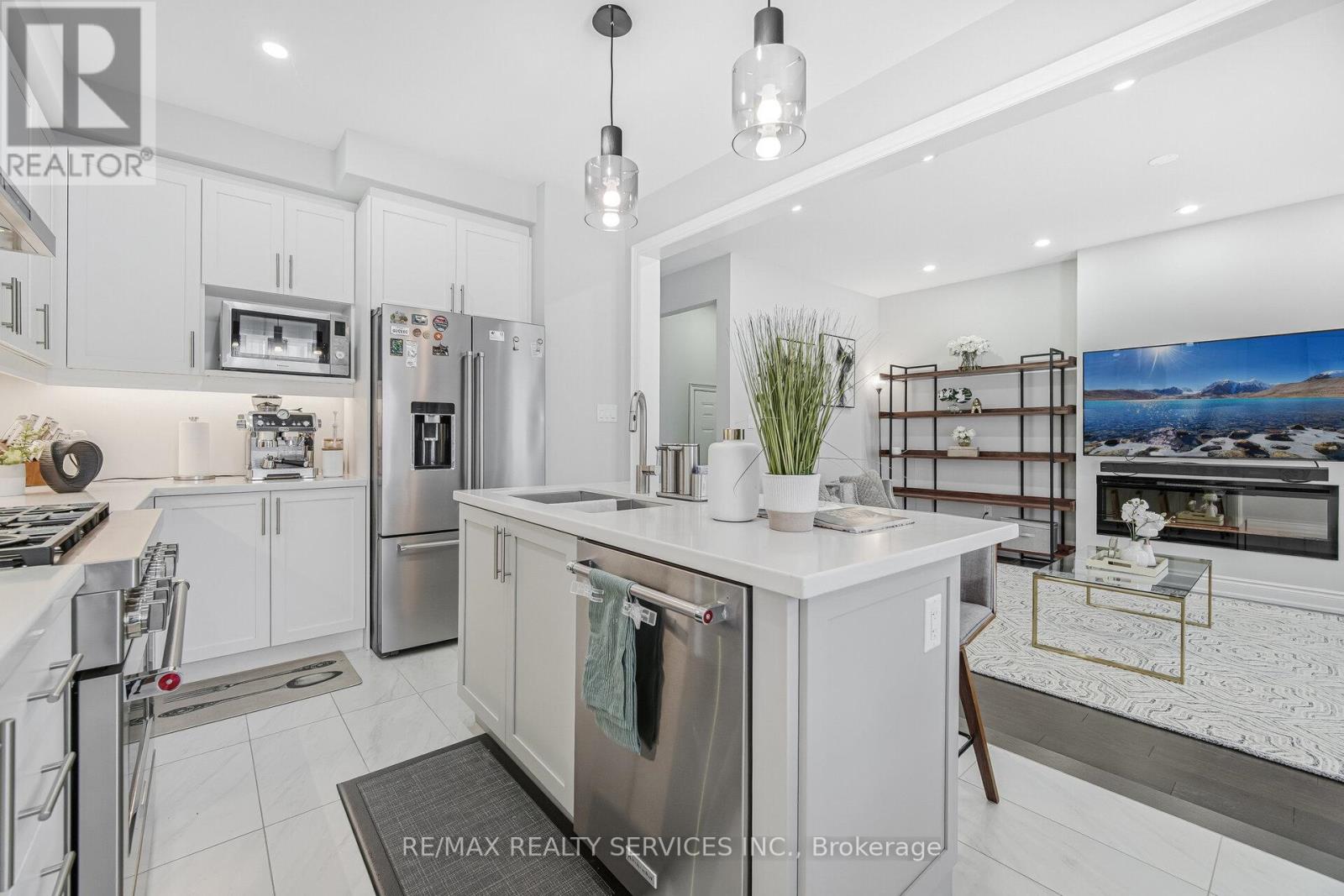 356 Clockwork Drive, Brampton (Northwest Brampton), Ontario  L7A 5C5 - Photo 15 - W12847478