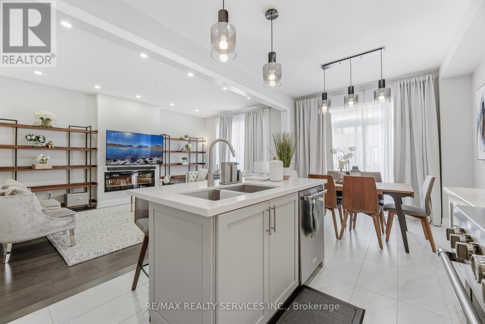 356 Clockwork Drive, Brampton (Northwest Brampton), Ontario  L7A 5C5 - Photo 16 - W12847478