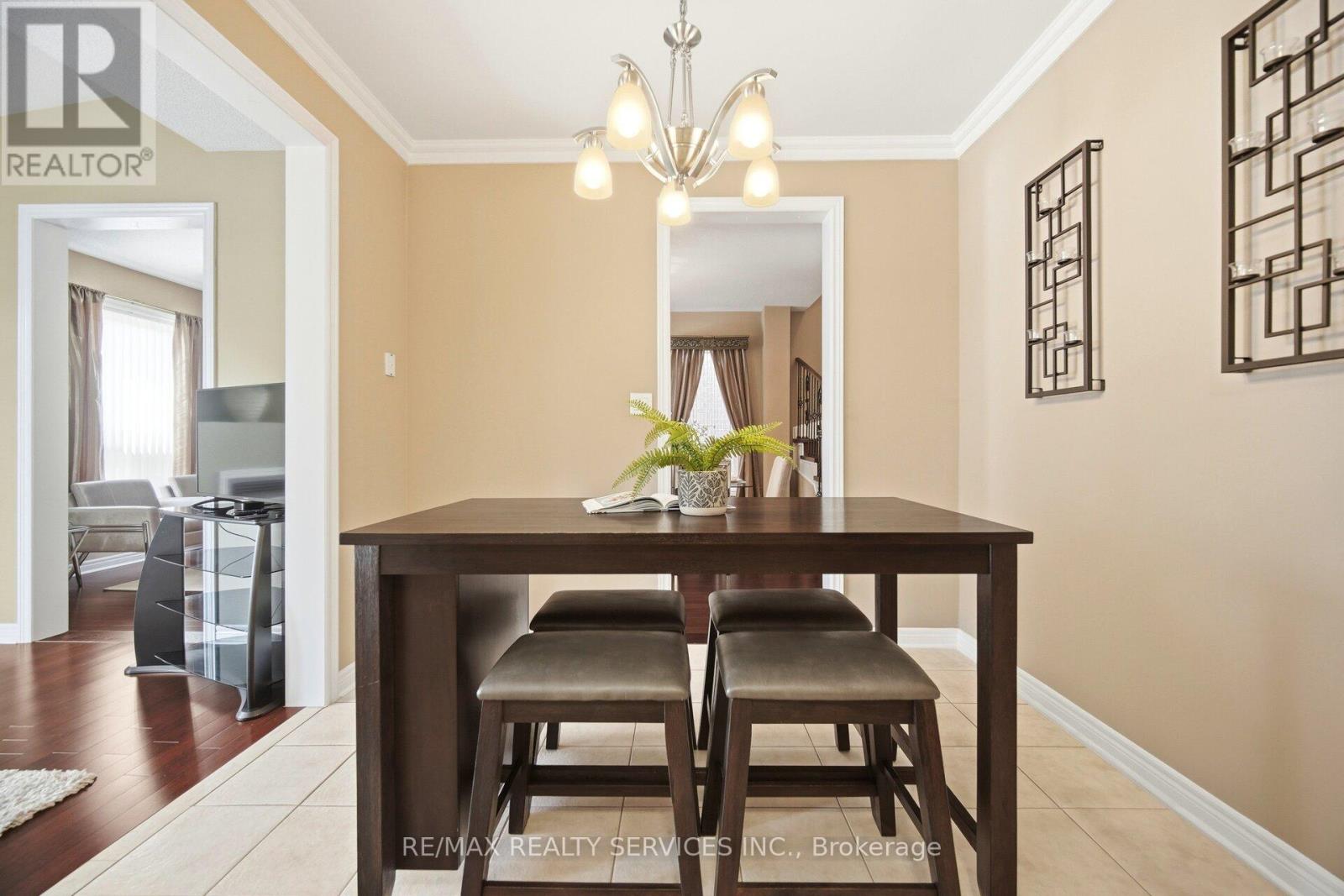 10 Goldnugget Road, Brampton, Ontario  L6Y 5N7 - Photo 14 - W12847500