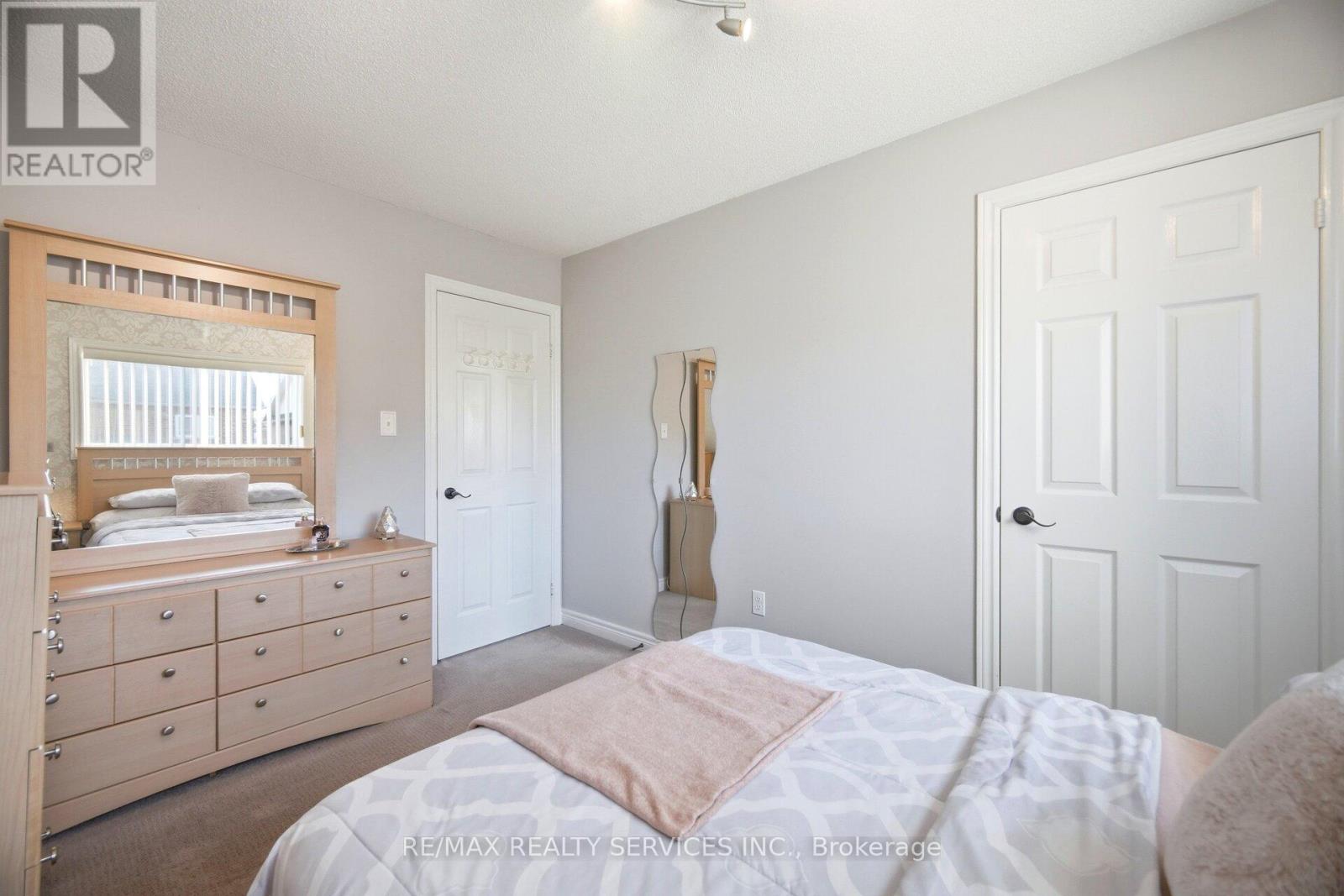 10 Goldnugget Road, Brampton, Ontario  L6Y 5N7 - Photo 33 - W12847500