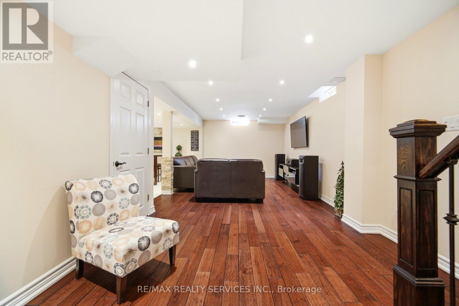 10 Goldnugget Road, Brampton, Ontario  L6Y 5N7 - Photo 37 - W12847500