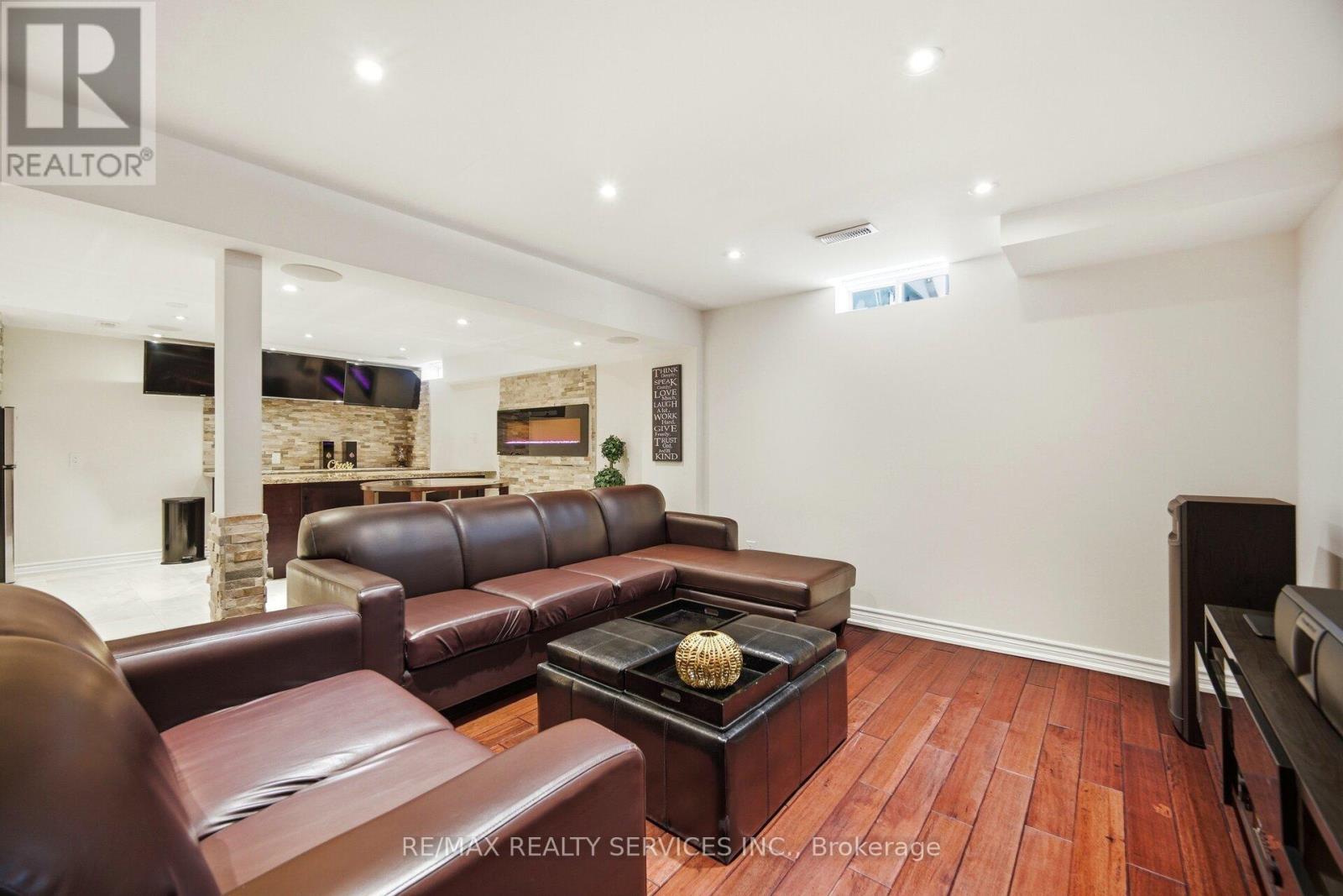 10 Goldnugget Road, Brampton, Ontario  L6Y 5N7 - Photo 39 - W12847500