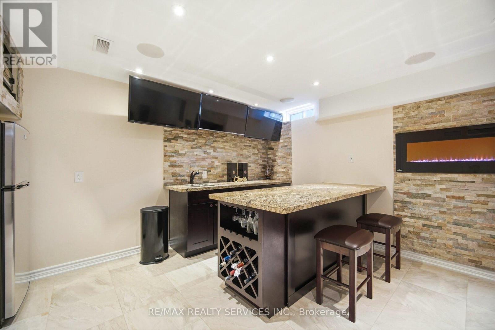 10 Goldnugget Road, Brampton, Ontario  L6Y 5N7 - Photo 44 - W12847500