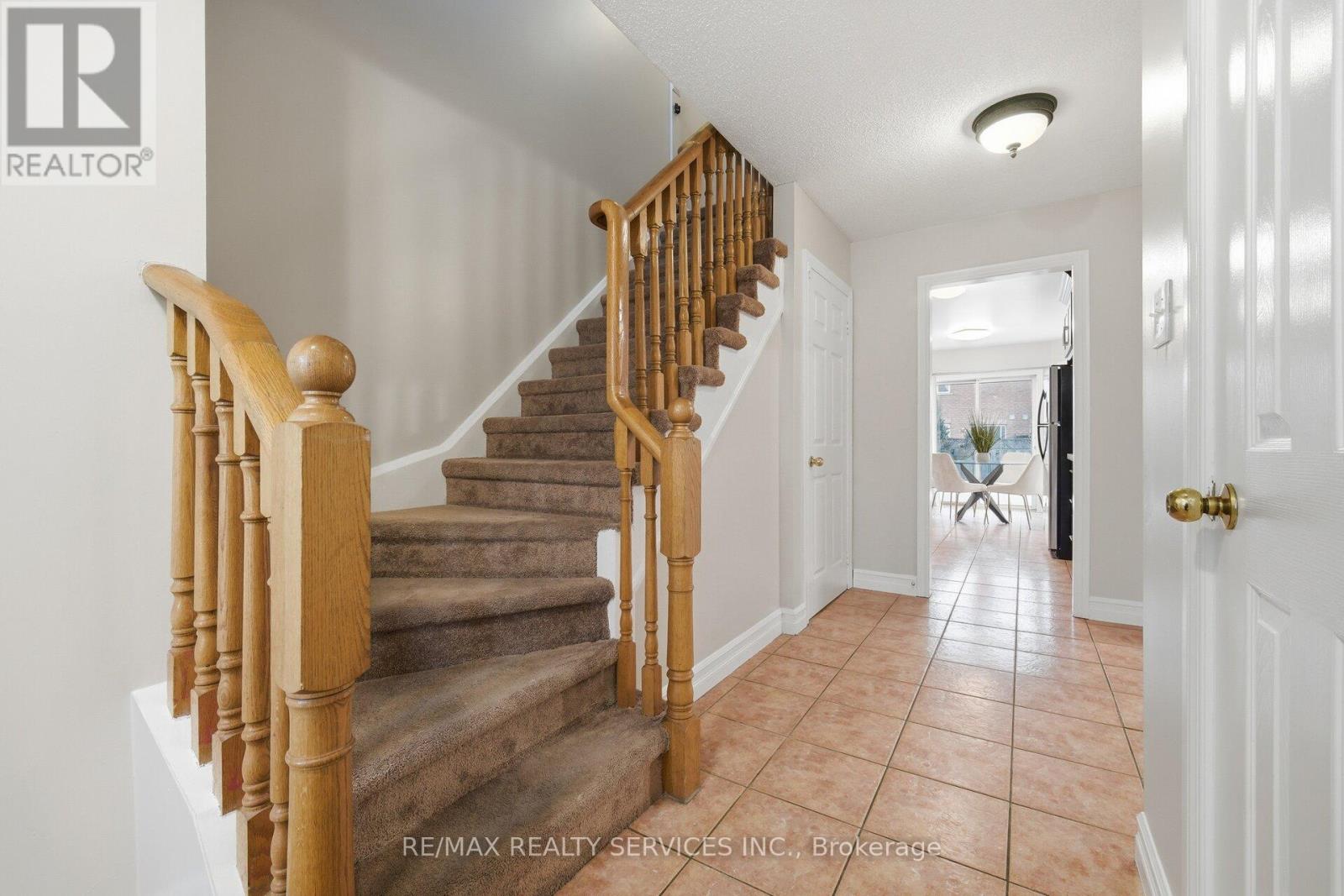 47 Twin Pines Crescent, Brampton, Ontario  L7A 1M8 - Photo 21 - W12847510