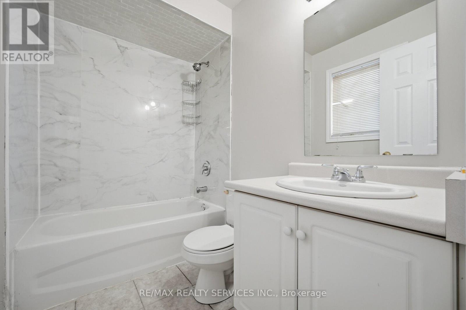 47 Twin Pines Crescent, Brampton, Ontario  L7A 1M8 - Photo 29 - W12847510