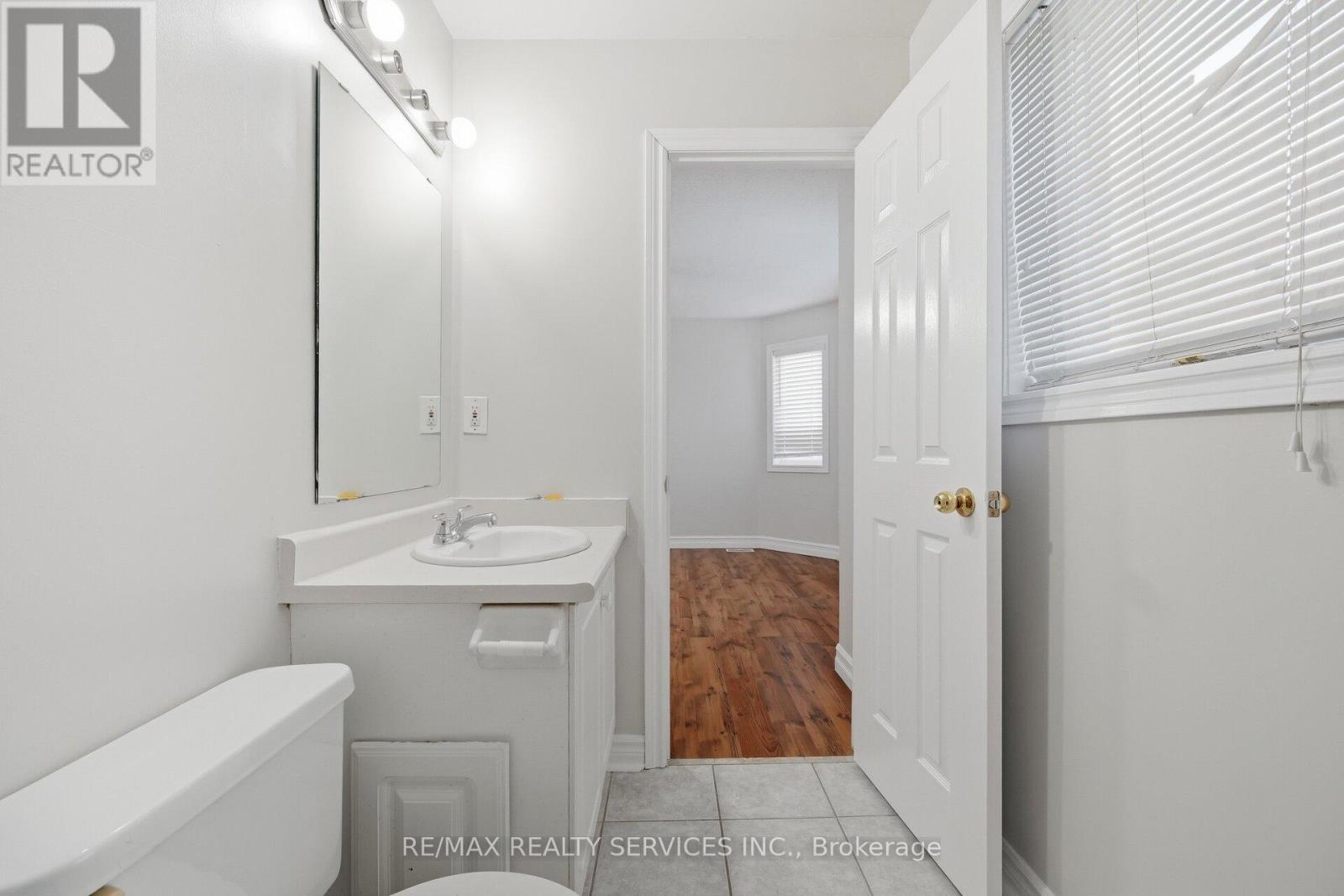 47 Twin Pines Crescent, Brampton, Ontario  L7A 1M8 - Photo 30 - W12847510