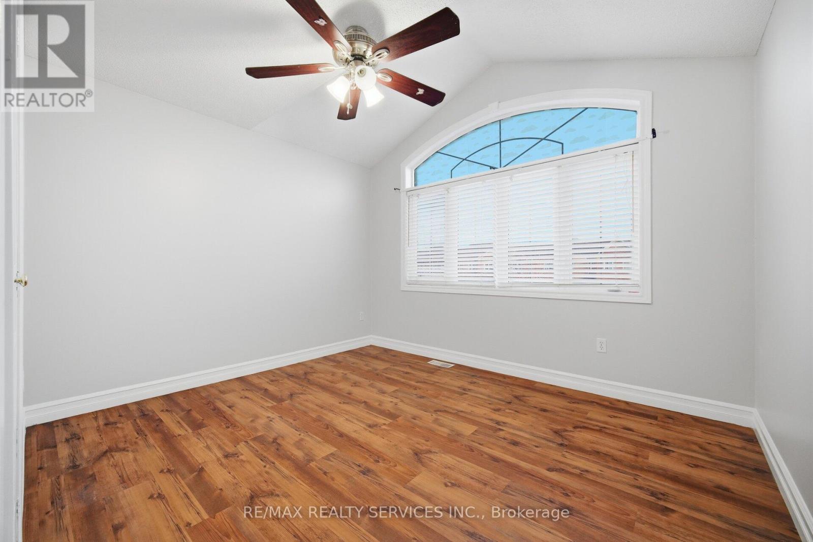 47 Twin Pines Crescent, Brampton, Ontario  L7A 1M8 - Photo 31 - W12847510