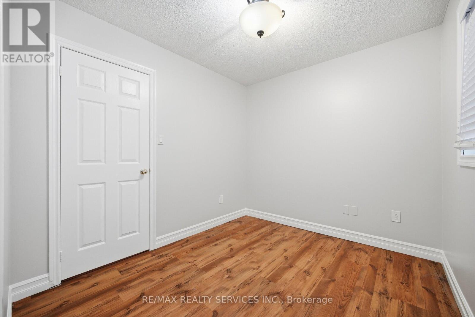 47 Twin Pines Crescent, Brampton, Ontario  L7A 1M8 - Photo 35 - W12847510