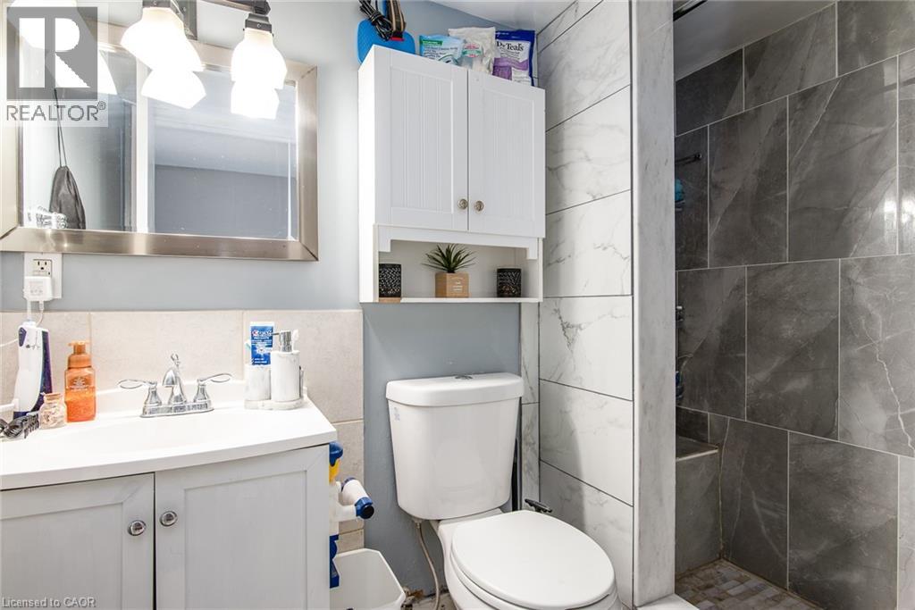 72 Manor Drive, Kitchener, Ontario  N2A 2V1 - Photo 39 - 40809807