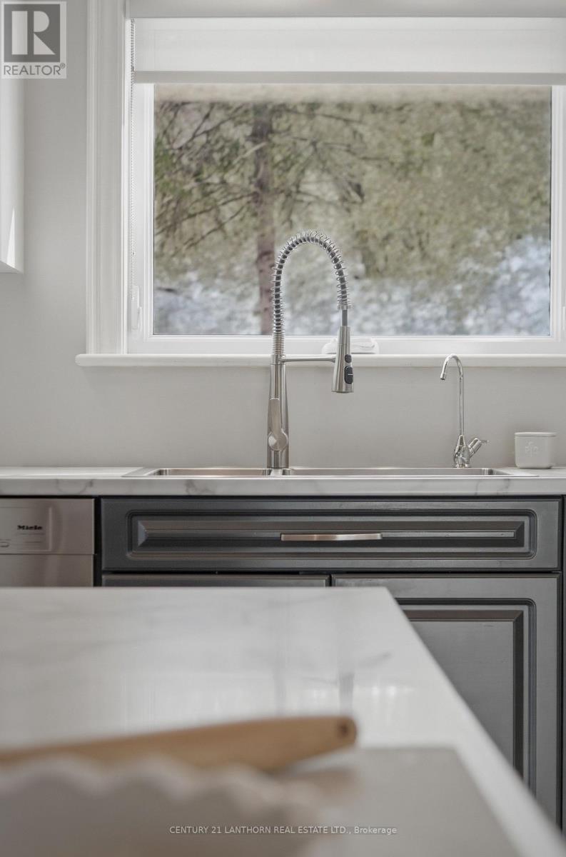 1647 County 10 Road, Prince Edward County (Athol Ward), Ontario  K0K 1P0 - Photo 4 - X12847556