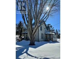 1647 COUNTY 10 ROAD, Prince Edward County, Ontario