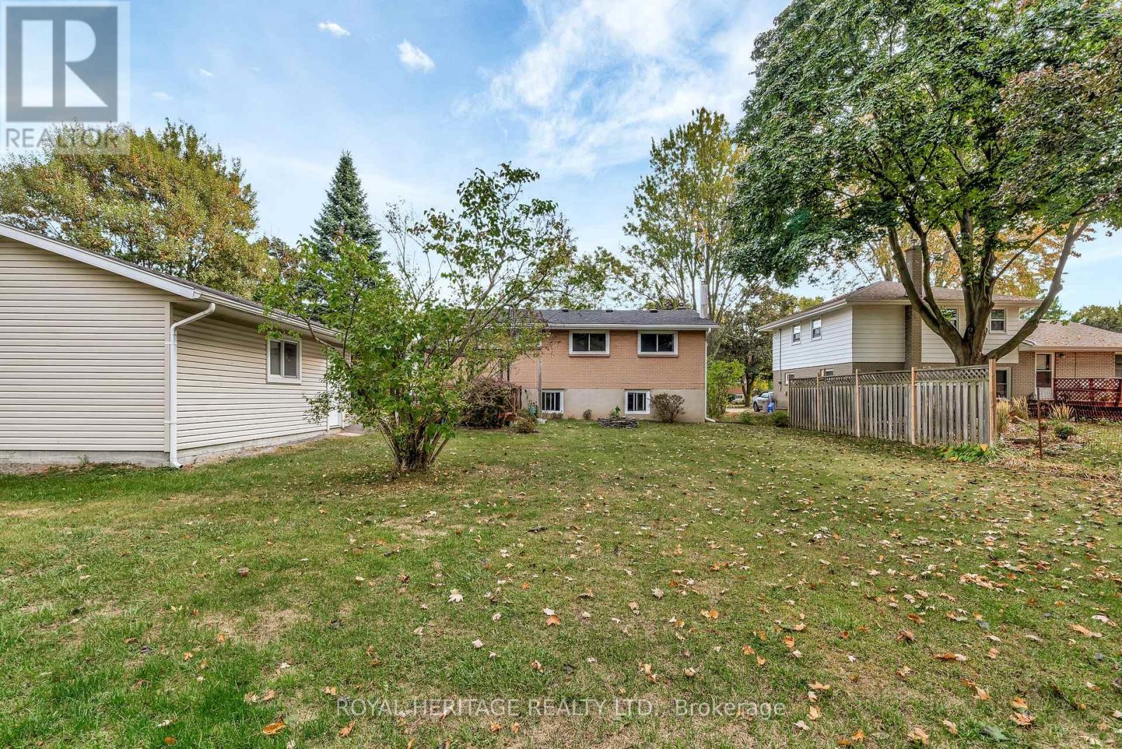 32 Glen Road, Belleville (Belleville Ward), Ontario  K8P 4G1 - Photo 37 - X12847558