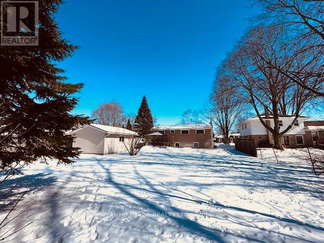 32 Glen Road, Belleville (Belleville Ward), Ontario  K8P 4G1 - Photo 6 - X12847558