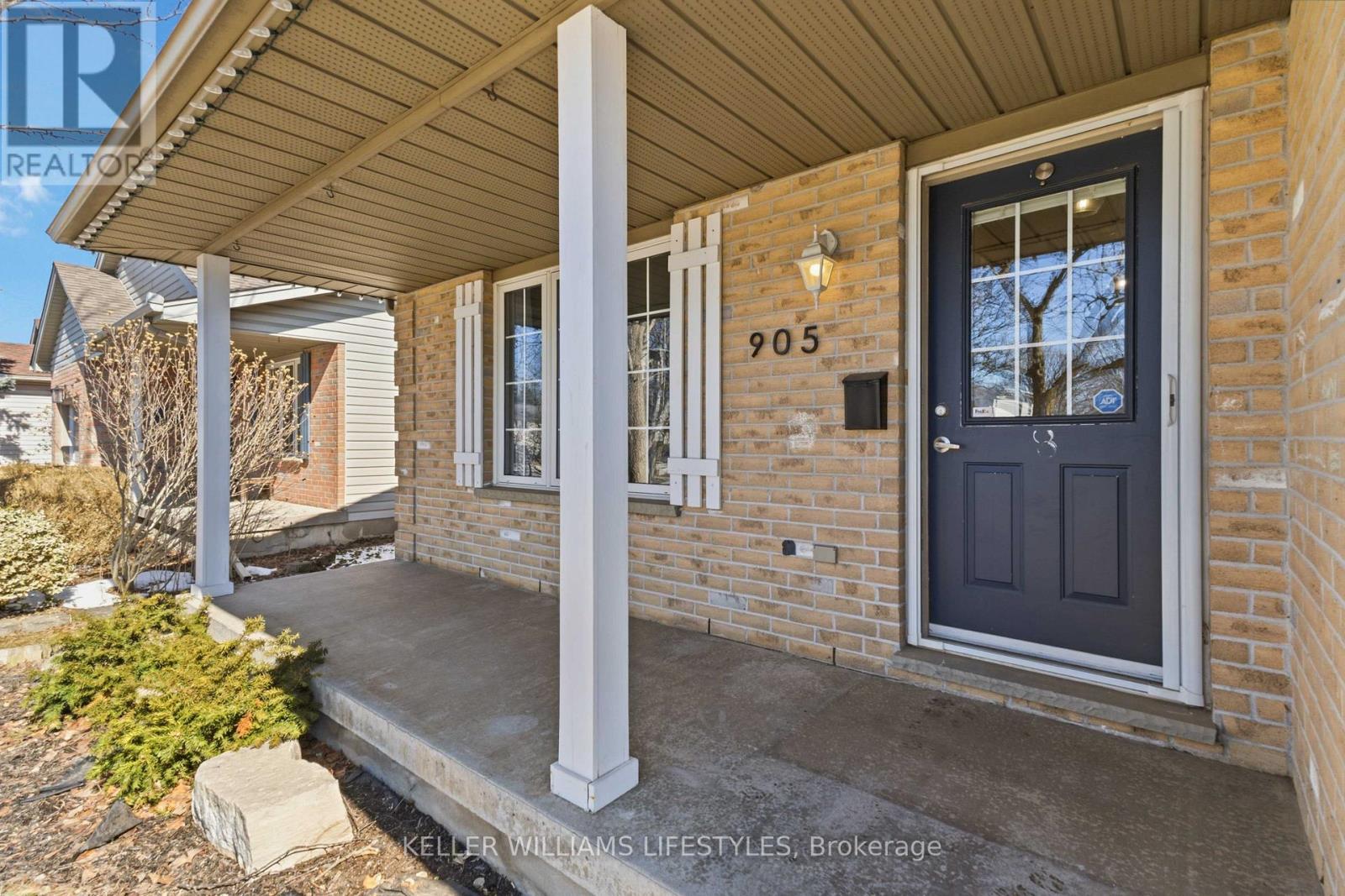 905 Railton Avenue, London East, Ontario  N5V 4W2 - Photo 3 - X12847550