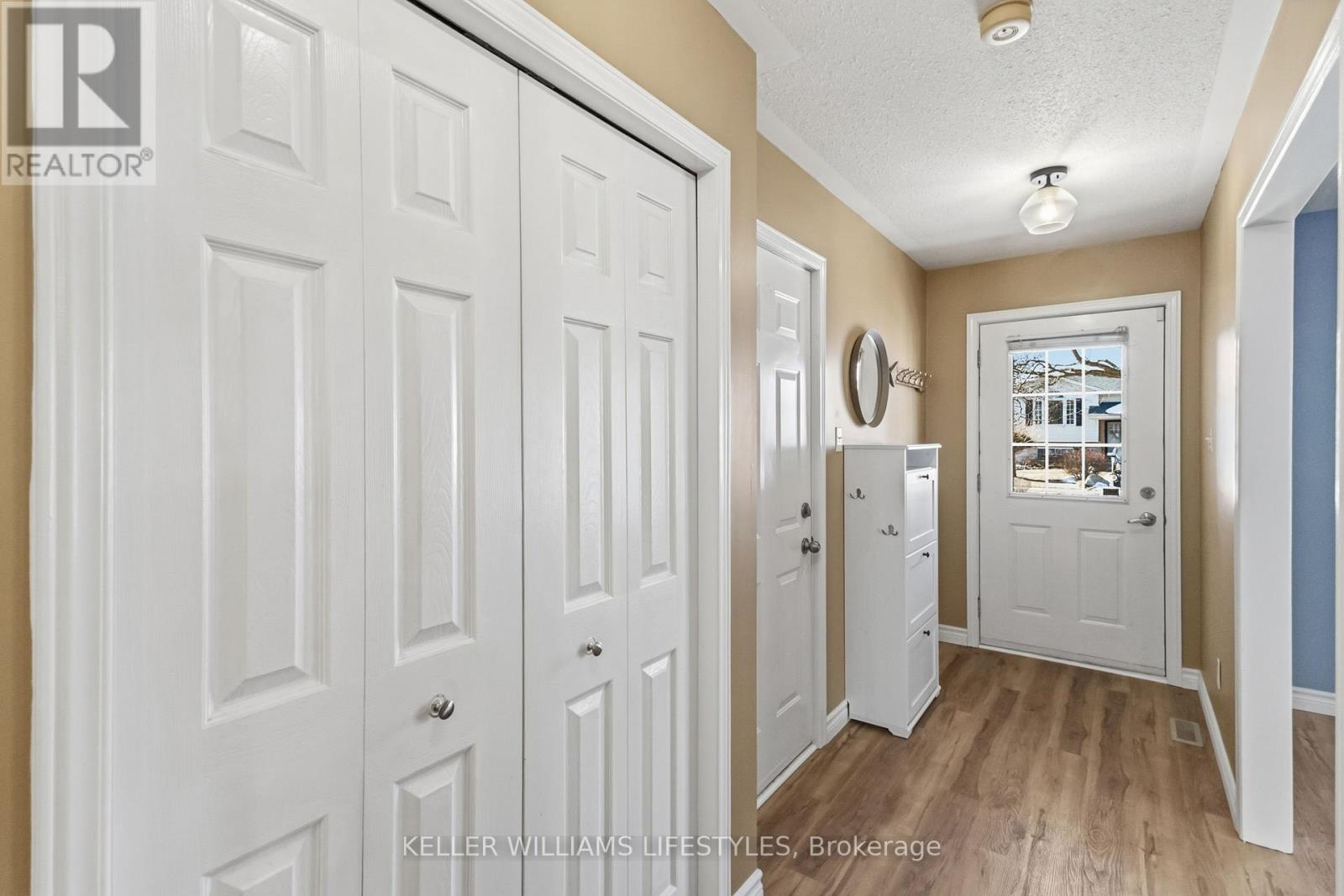 905 Railton Avenue, London East, Ontario  N5V 4W2 - Photo 4 - X12847550