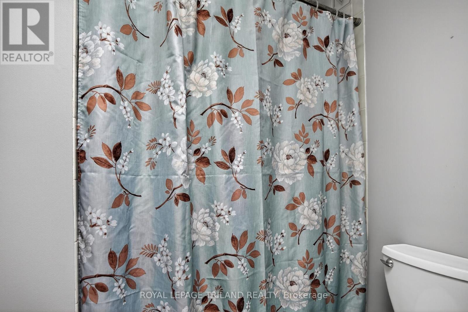 328 Conway Drive, London South, Ontario  N6E 3J9 - Photo 15 - X12847562