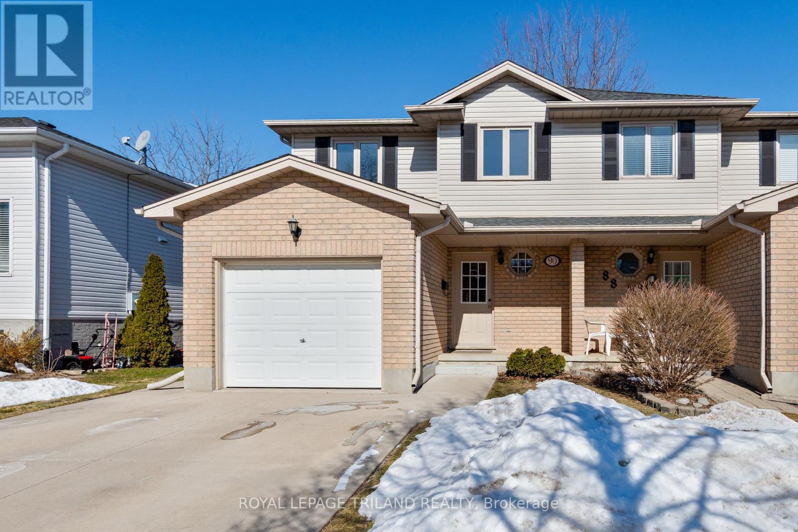 90 Roman Crescent, London East, Ontario  N5V 4W3 - Photo 1 - X12847582