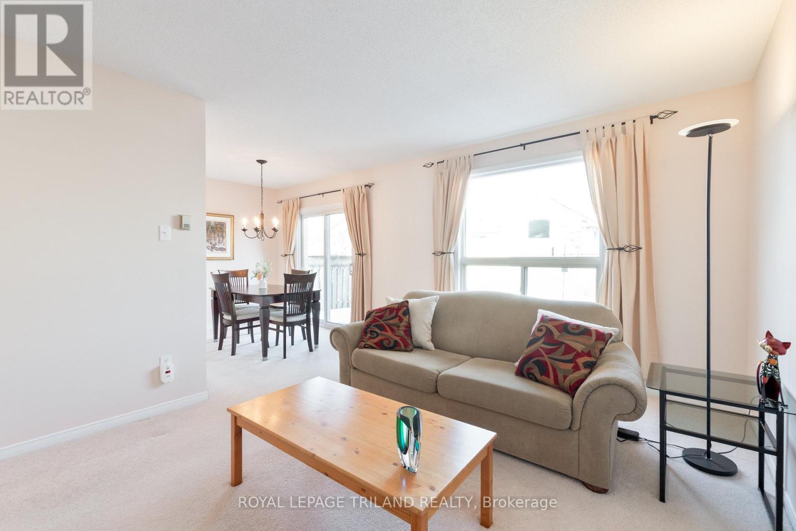 90 Roman Crescent, London East, Ontario  N5V 4W3 - Photo 19 - X12847582