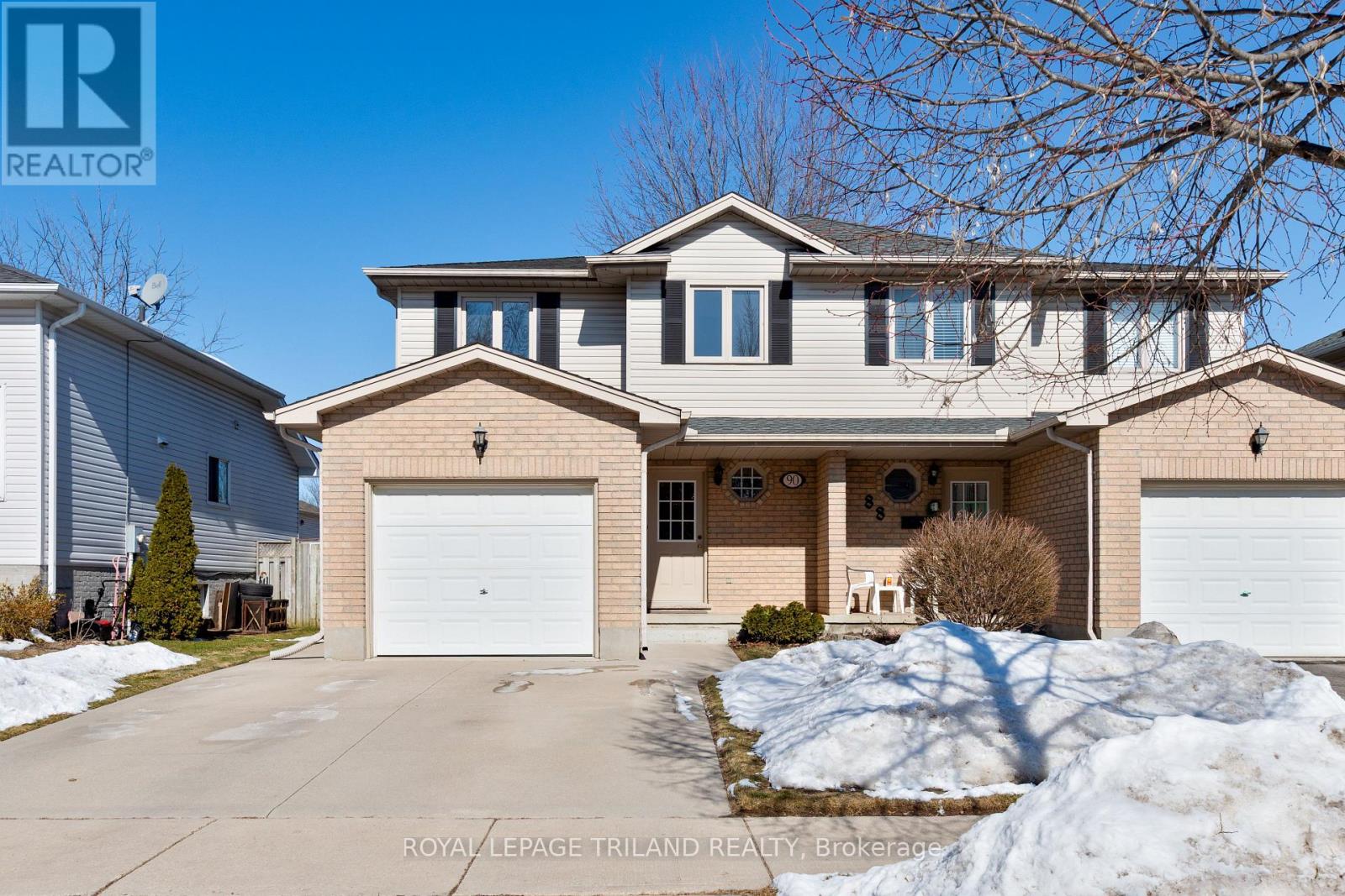 90 Roman Crescent, London East, Ontario  N5V 4W3 - Photo 2 - X12847582