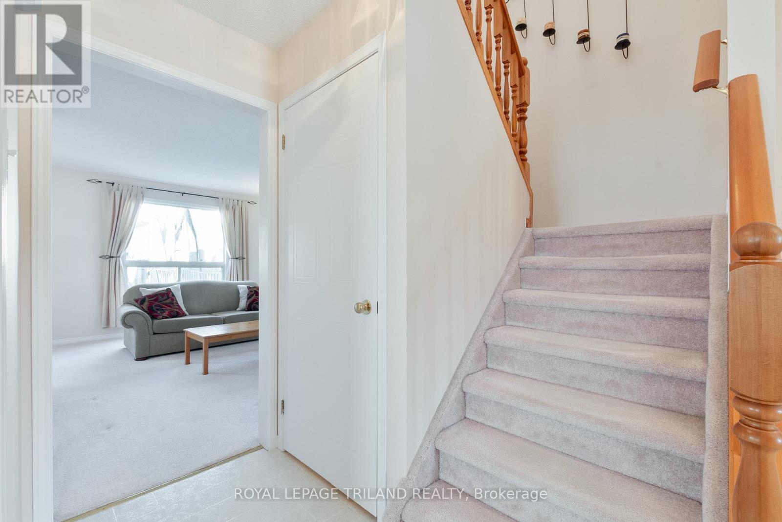 90 Roman Crescent, London East, Ontario  N5V 4W3 - Photo 21 - X12847582