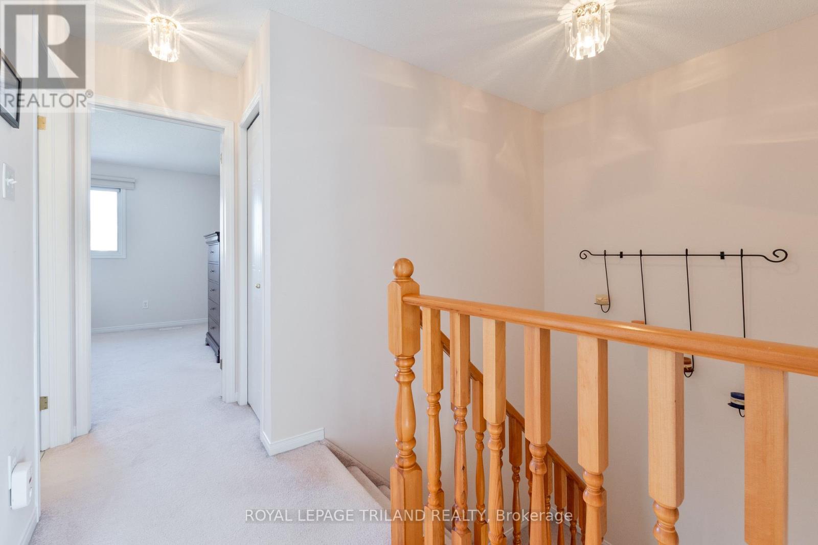 90 Roman Crescent, London East, Ontario  N5V 4W3 - Photo 22 - X12847582