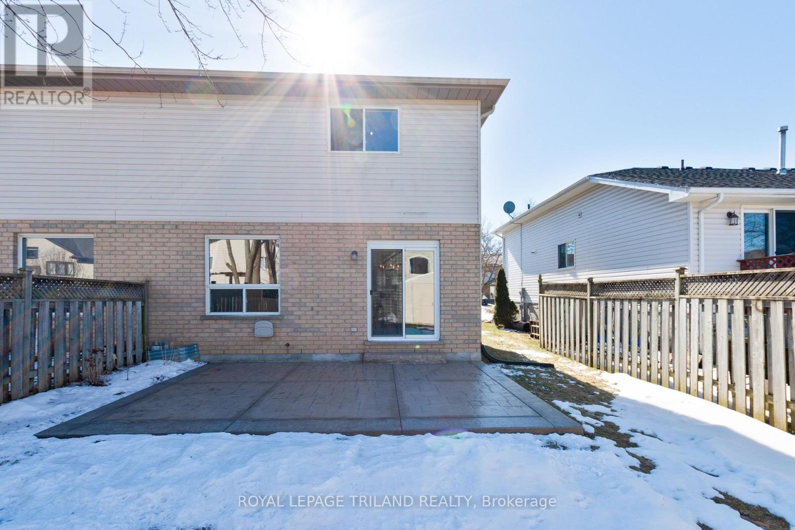 90 Roman Crescent, London East, Ontario  N5V 4W3 - Photo 38 - X12847582