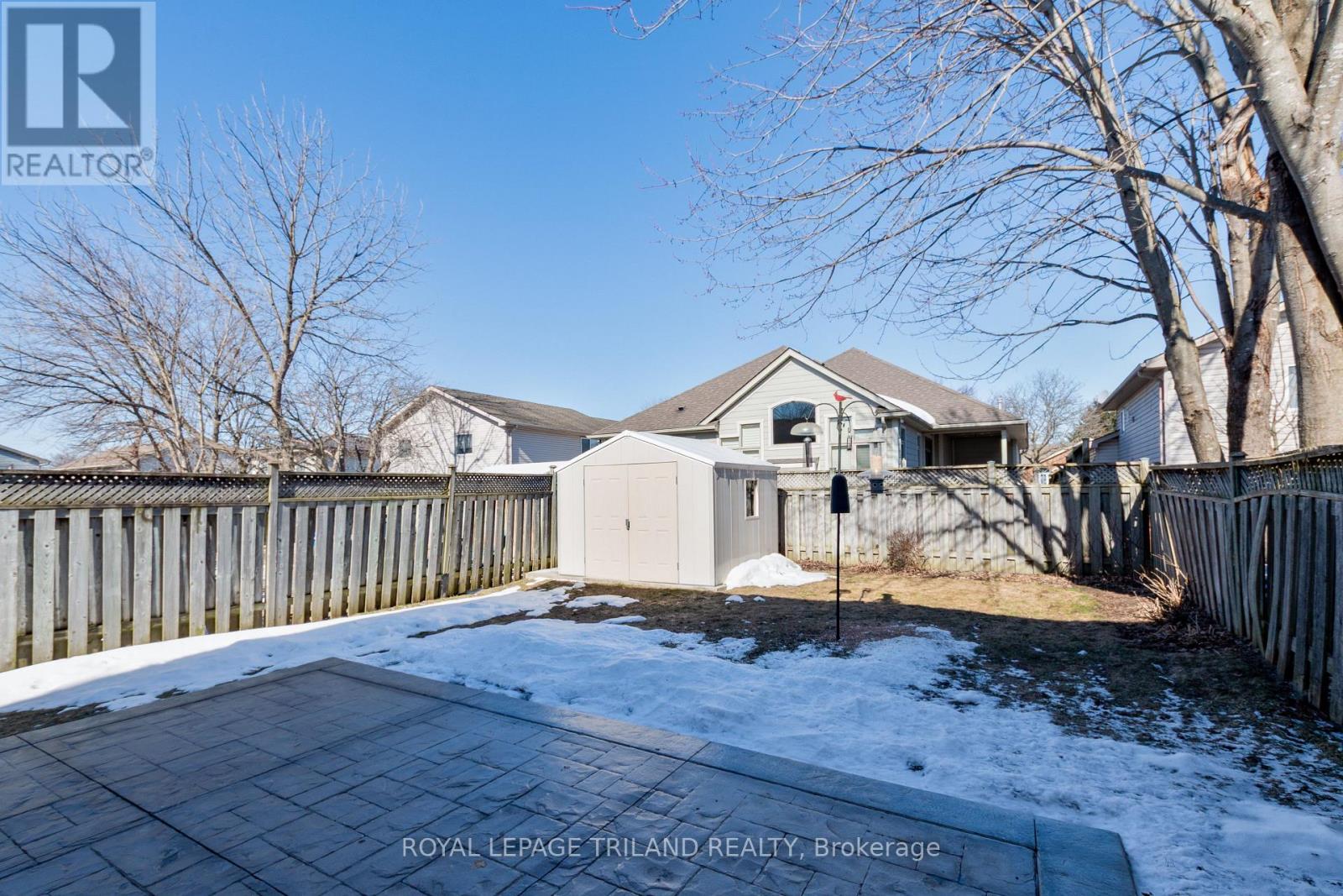 90 Roman Crescent, London East, Ontario  N5V 4W3 - Photo 41 - X12847582