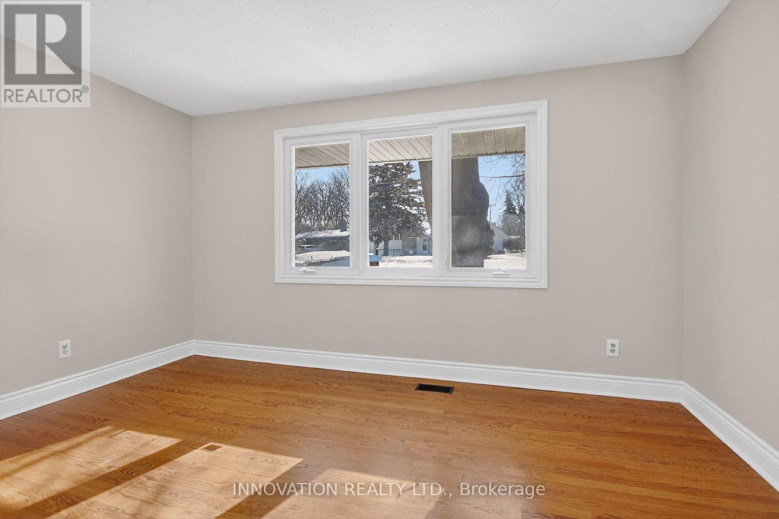 1951 Garfield Avenue N, Ottawa, Ontario  K2C 0W7 - Photo 13 - X12847540