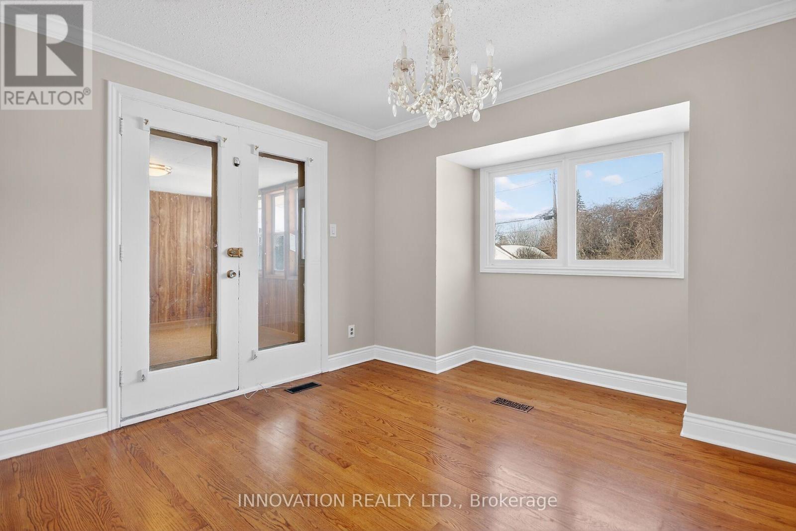 1951 Garfield Avenue N, Ottawa, Ontario  K2C 0W7 - Photo 7 - X12847540