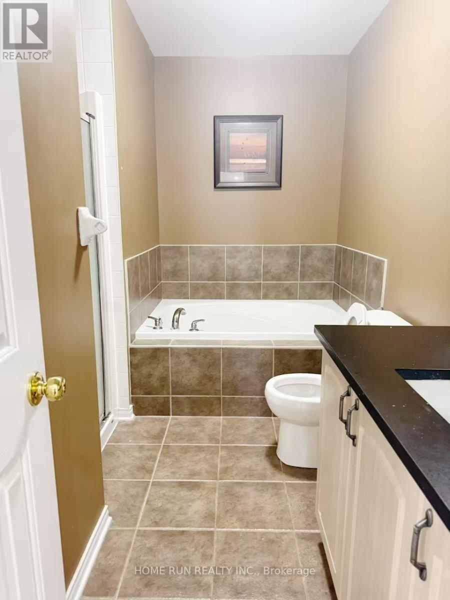 330 Applecross Crescent, Ottawa, Ontario  K2K 0C4 - Photo 25 - X12847564