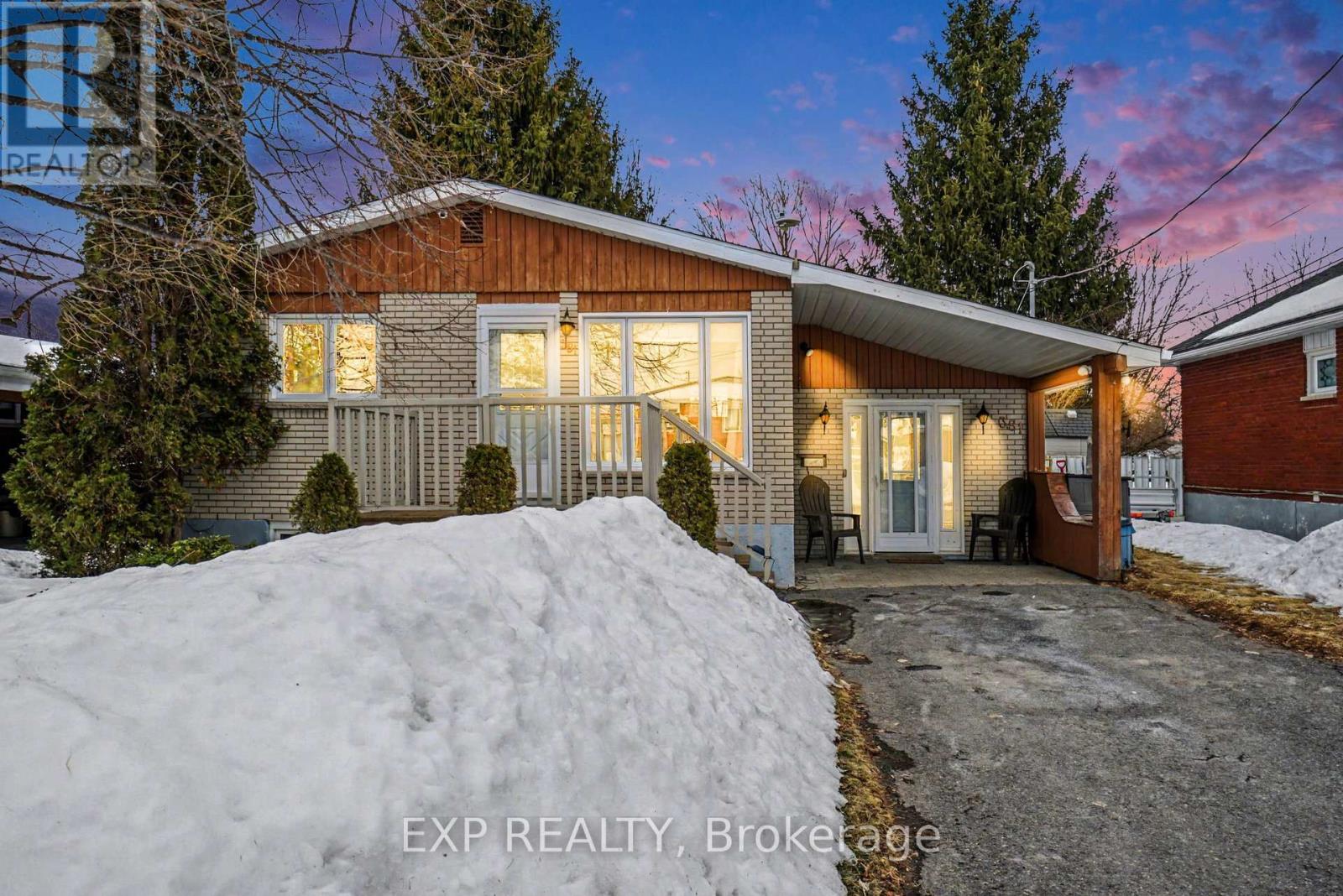 381 DOMINION STREET S, North Glengarry, Ontario