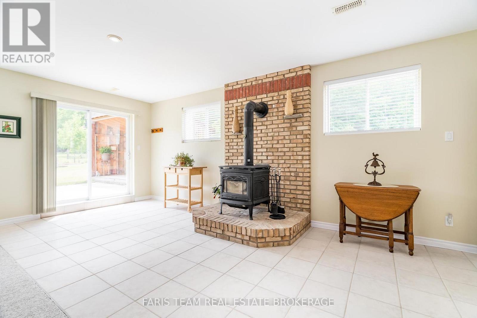 6972 Concession Road 2, Adjala-Tosorontio, Ontario  L0M 1M0 - Photo 20 - N12833066