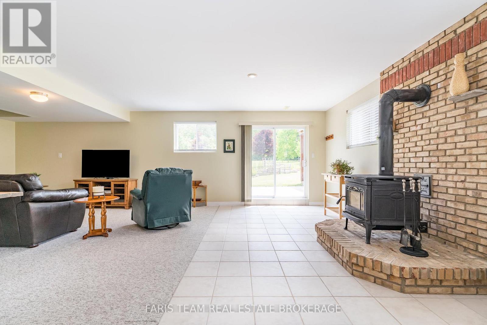 6972 Concession Road 2, Adjala-Tosorontio, Ontario  L0M 1M0 - Photo 19 - N12833066