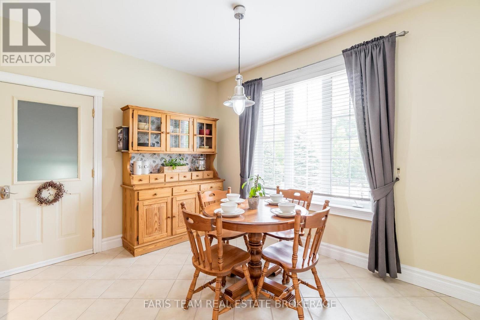 6972 Concession Road 2, Adjala-Tosorontio, Ontario  L0M 1M0 - Photo 6 - N12833066